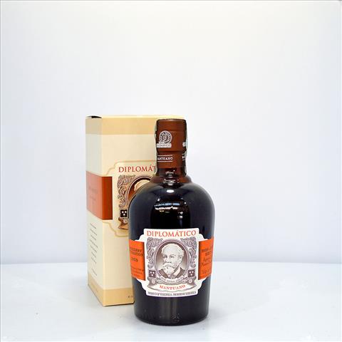 RUM DIPLOMATICO MANTUANO 8y CL 70